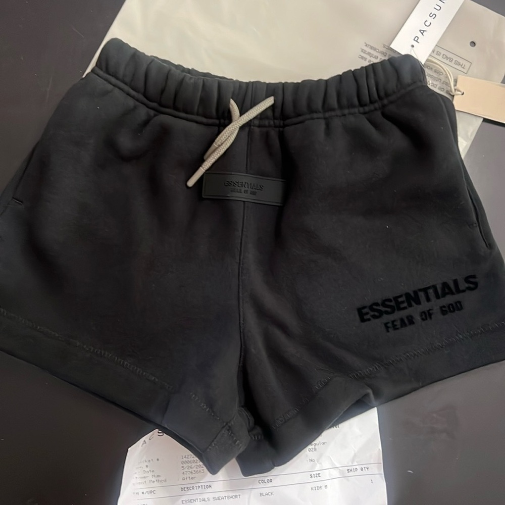 Kids black essentials shorts